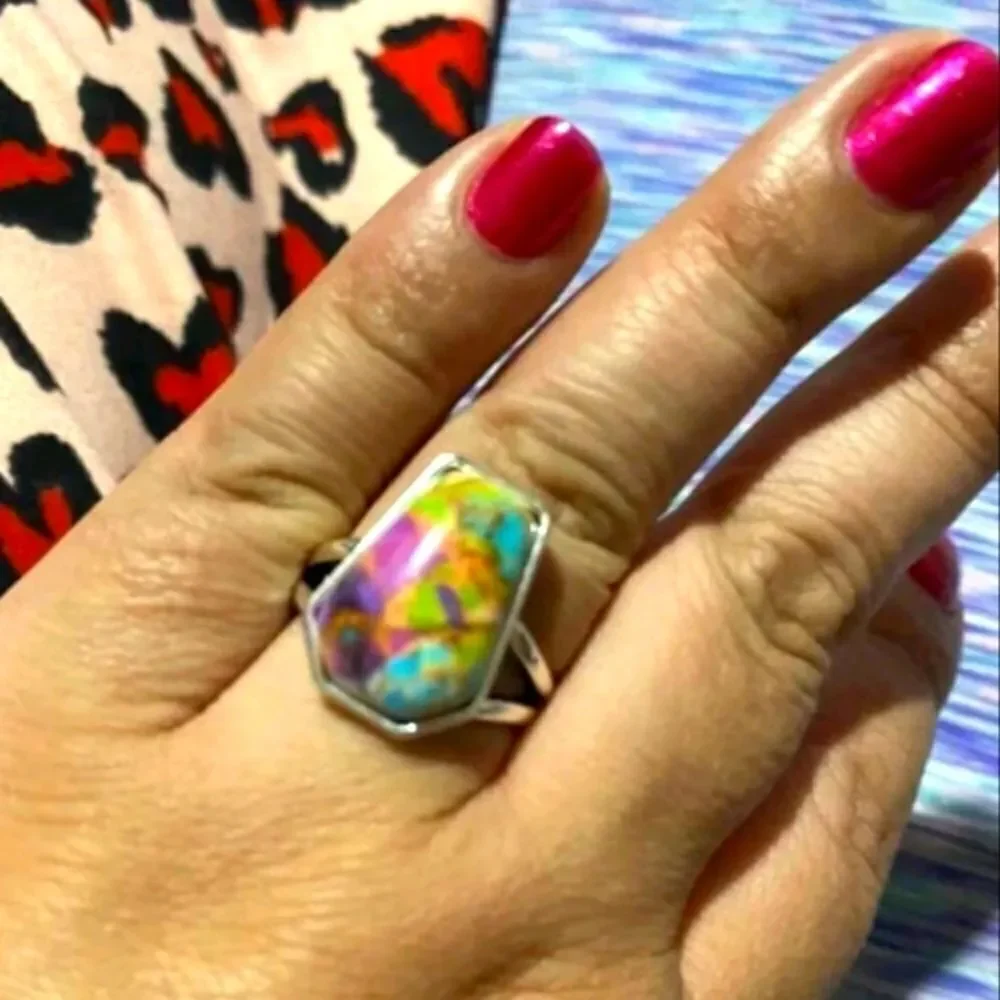 Emery ROSE Resin Decor Ring sz9